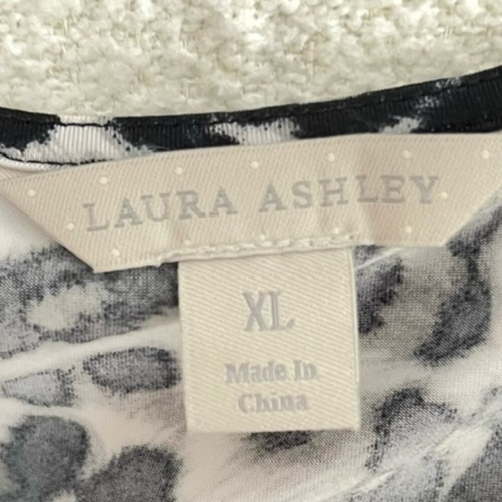 Laura Ashley Womens Sleeveless Top Plus Size XL - Picture 2 of 7
